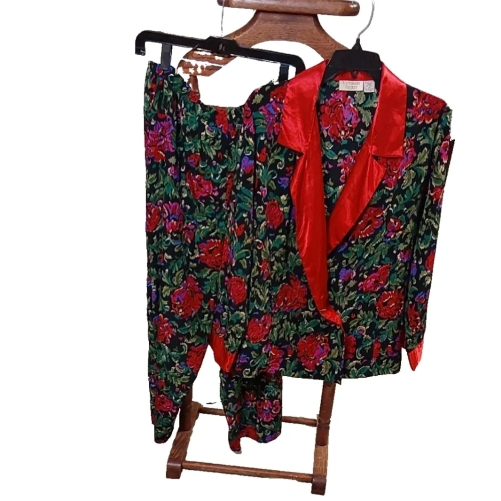 VICTORIA SECRET Double Breast 2 Pieces Vintage Resortwear Pajamas Set,
